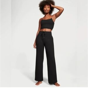 Victoria's Secret Women’s M Sweatpants Wide Leg Fleece Lace Up Pants